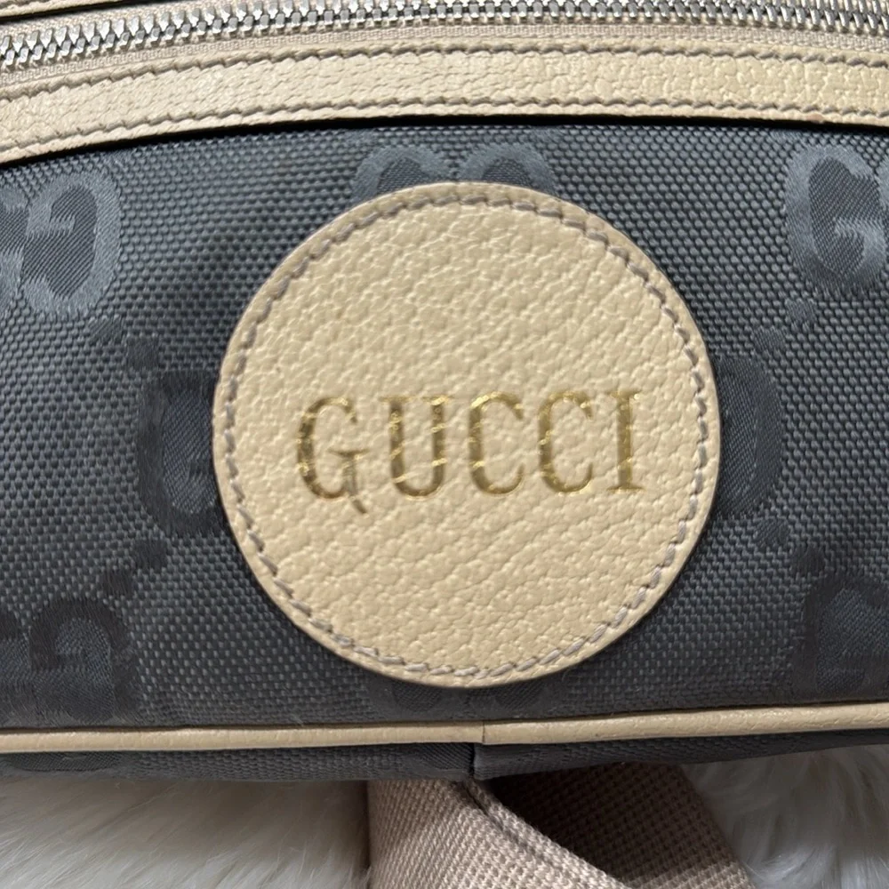 GUCCI Unisex Off The Grid Belt Bag